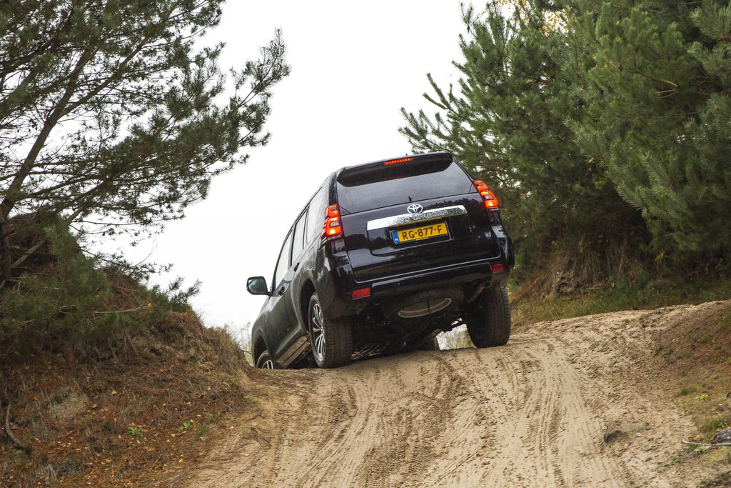 Land Cruisers komen overal - zeker die met het maximum aan terreinwagenopties aan boord